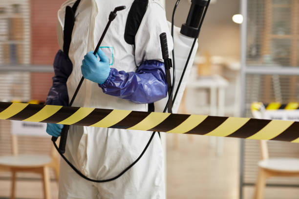 Professional Biohazard technician working in Strathmore, CA